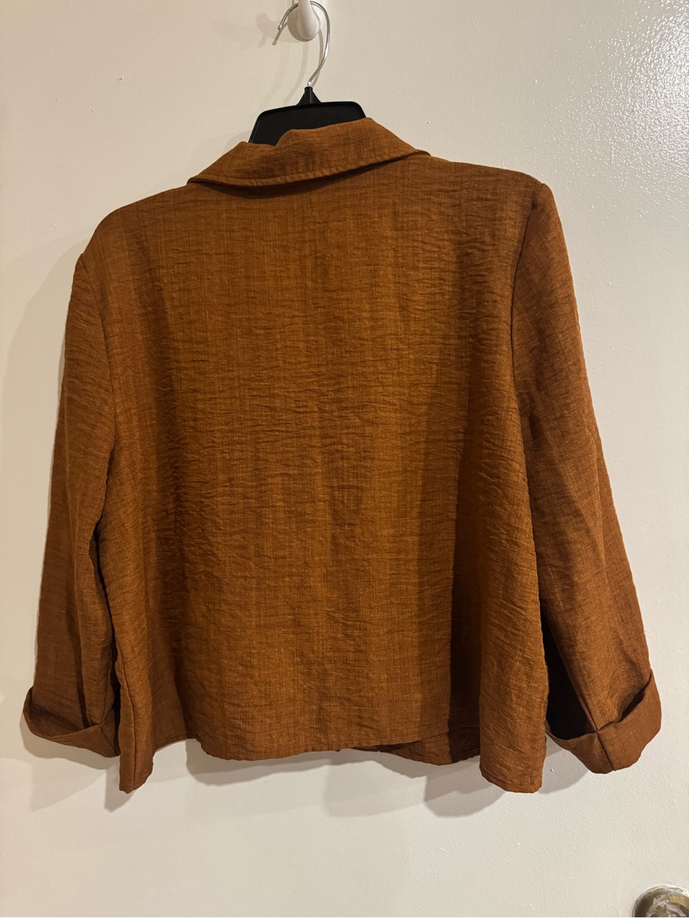 Rust Textured Utility Crop Jacket with Front Pockets - Picture 3 of 3